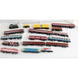 Collection of Lima trains and carriages to include a 4683 locomotive and tender, BB9291, BR D2785