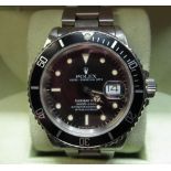 Rolex Oyster perpetual date Sub Mariner 300m, stainless steel case on oyster bracelet with