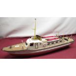 Kit built pond yacht with fitted motor, painted red and cream hull in wooden case, L74cm