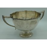 Edw.VII hallmarked silver two handled pedestal bowl, tapering octagonal body with waved edge and