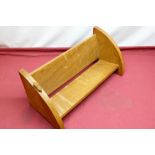 Robert Mouseman Thompson - Oak book trough , curved ends carved with signature mouse, W46cm D21cm