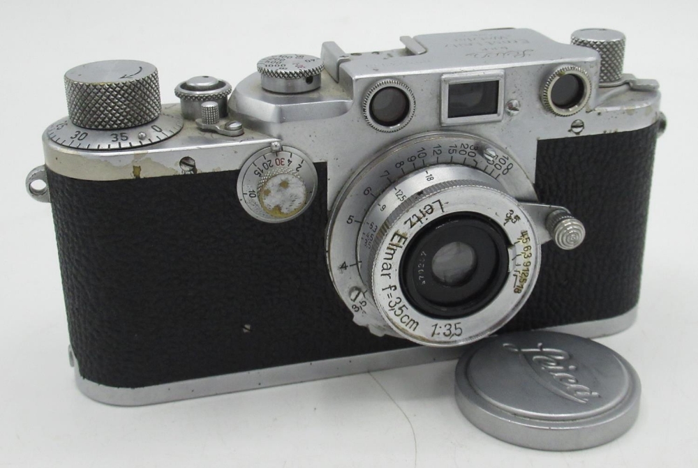 Leica IIIC with Leitz Elmar 35mm F3.5 lens (lens aperture stuck)
