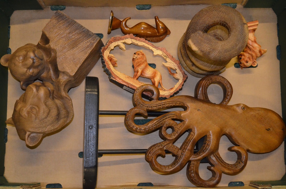 Four boxes of hand carved ornaments, mostly wooden, including a giraffe, dolphin, octopus etc., a - Image 5 of 5