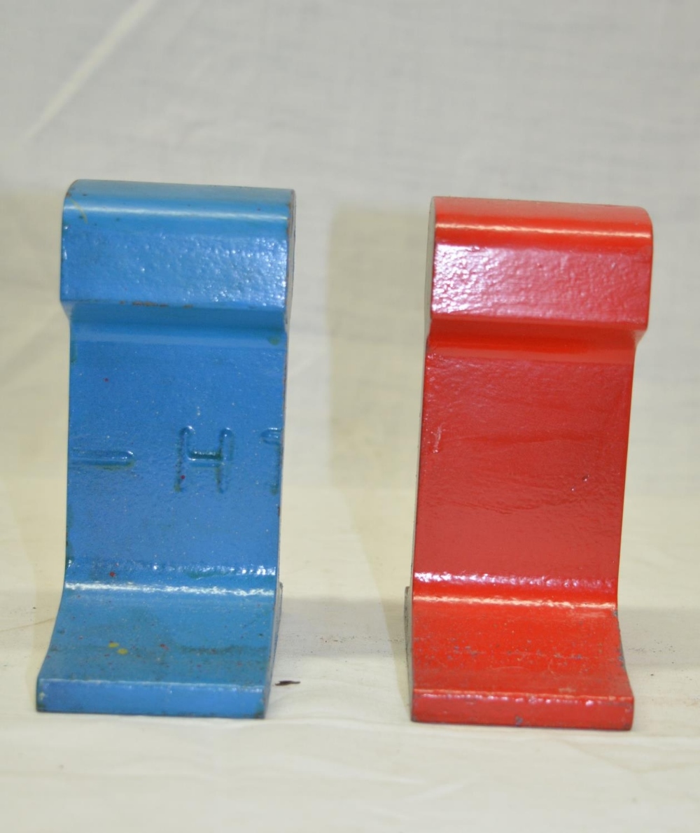 Pair of train rail cross section book ends heavy steel blue and red - Image 2 of 4