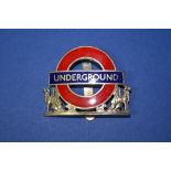 London Underground enamel silver metal surround cap badge W54mm