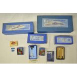 Collection of boxed Hornby Dublo accessories including island platform, through station, signal