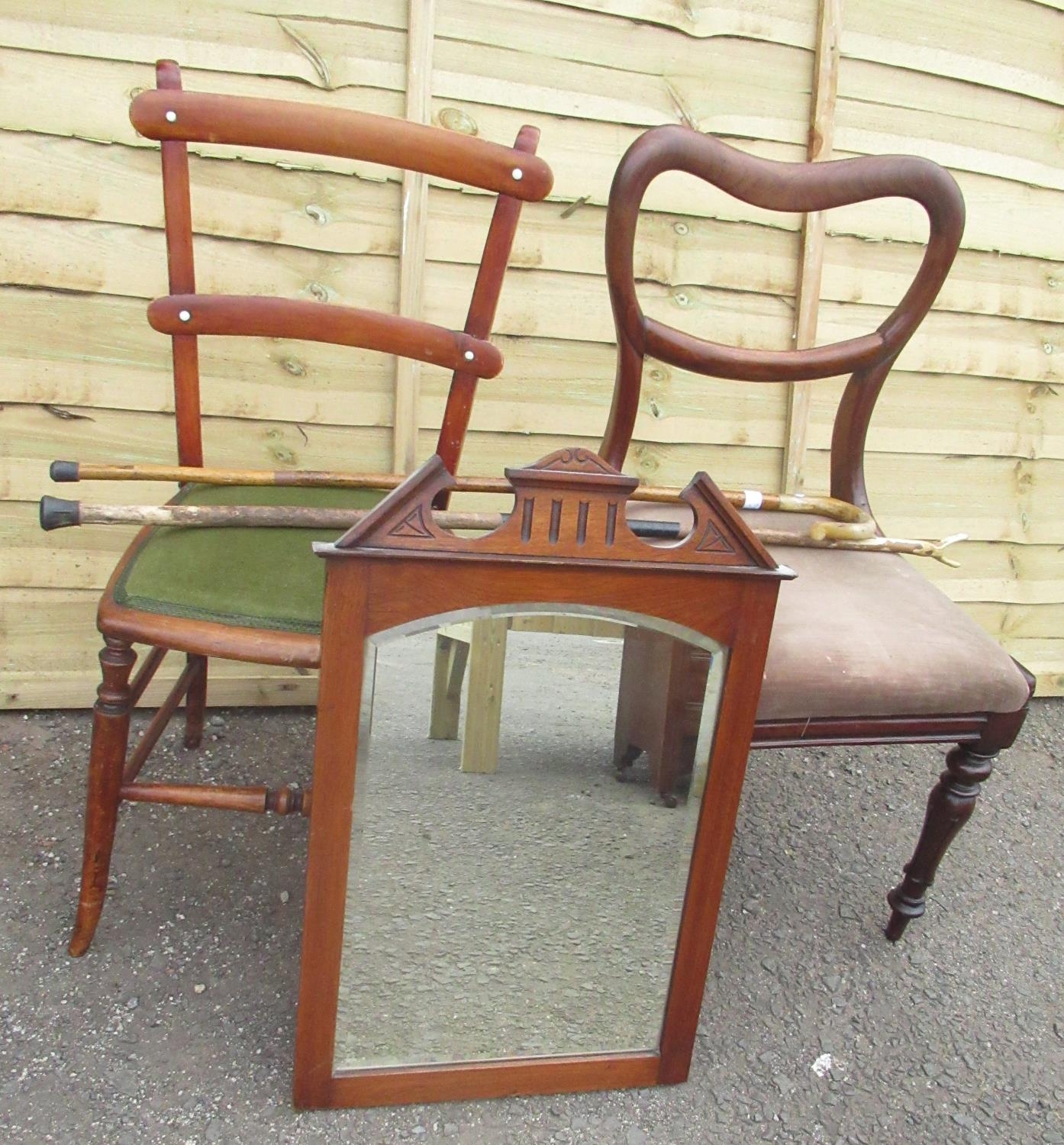 Victorian mahogany balloon back dining chair with drop in seat on molded supports, a late