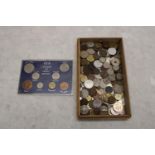 ER.II 1965 coinage of Great Britain cased set, together with a box of loose world coinage