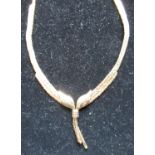 9ct yellow gold collar necklace with knotted detail to front, lobster claw clasp stamped 375, L40cm,