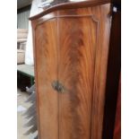 Queen Anne style mahogany four piece bedroom suit, two two door wardrobe, inverted bow front knee