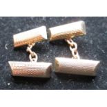 Hallmarked 9ct yellow gold engine turned chain link cufflinks by E&G, London, 375, 1971, 12.6g