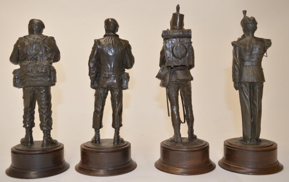 Four bronze cast figures of British soldiers by Peter Hicks (two modern and two Victorian era). - Image 4 of 4