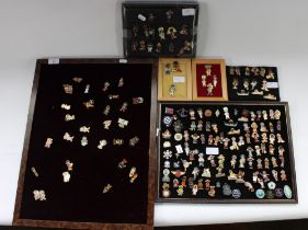 Large selection of Robertson's jam enamel golly badges together with a small selection of misc. club