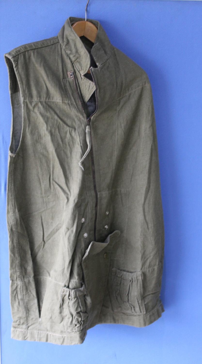 British parachutist jacket (sleeveless) 1942 pattern, dated 1946, Height 6'1 - 6'2, Bust 39" - 44"