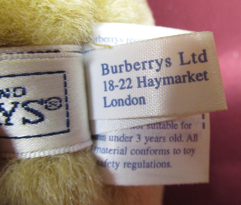 Collection of teddy bears including a Merrythought seal and Labrador, a Burberry bear with check - Image 7 of 7