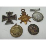 1914 - 15 Star and war medal awarded to 5648 GNR. V. Bycroft R.F.A (war medal R.A), German 1939 Iron