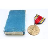 US WW2 Victory medal with original blue box and four US ribbon bars