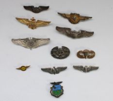 Selection of WW2 era USAF and other US military sterling silver wings including Flight Surgeons