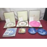 Spode Mulberry Hall Ltd.ed Collectors plates: 1981 Royal Wedding, 1990 Queen Mothers Plate, 1986