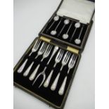Set of six Geo.V hallmarked Sterling silver coffee spoons with coffee bean terminals by William
