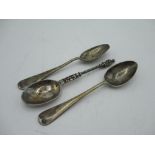 Pair of Geo.V hallmarked Sterling silver Old English pattern teaspoons bowl with fox's head and