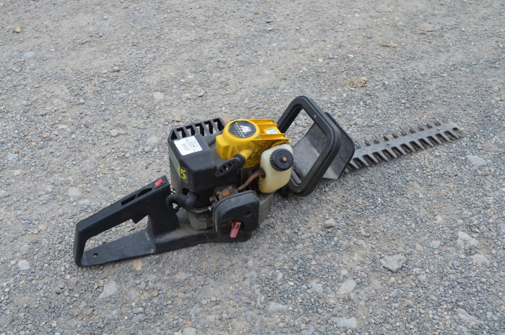 McCullough Tivoli 45 petrol hedge trimmer (A/F) - Image 2 of 2