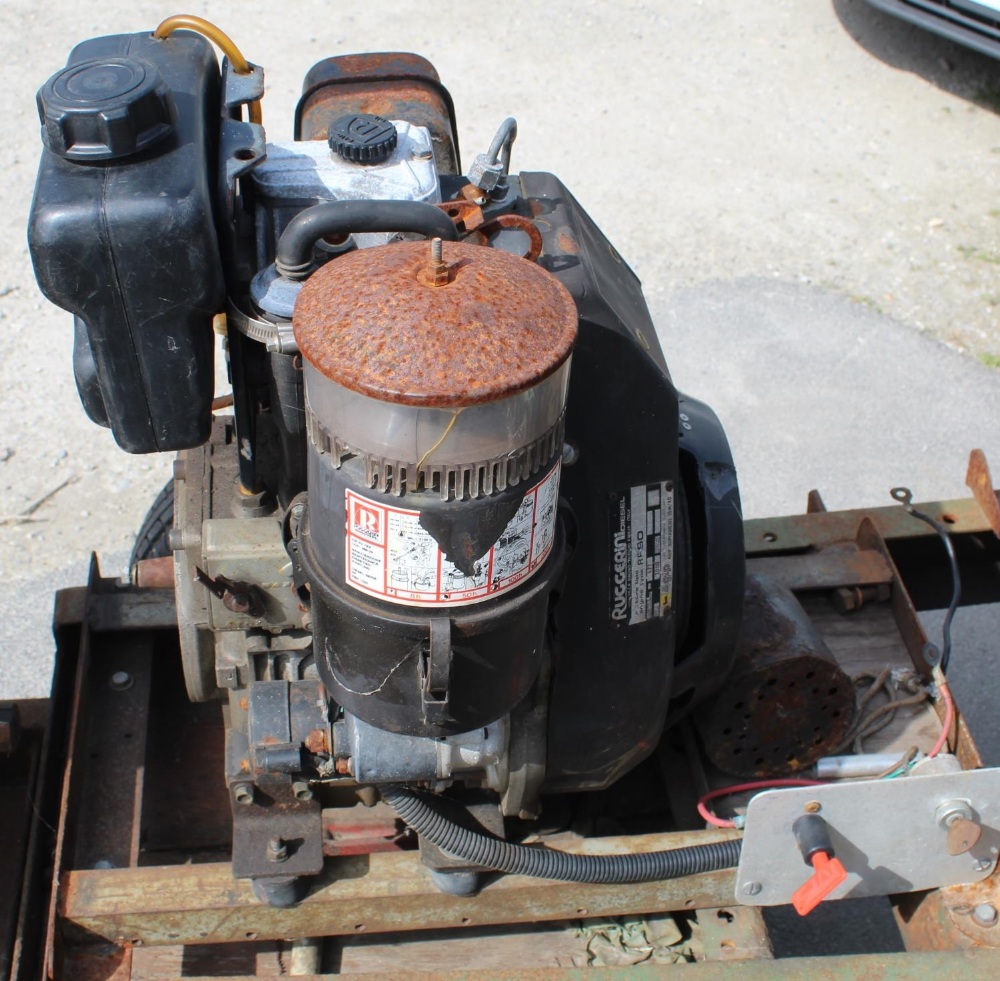 Ruggerini diesel stationary engine, made in Italy, with electric start (A/F) on own two wheel