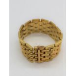 18ct yellow gold chunky gate style bracelet cuff, box clasp with double safety catch, stamped 750,