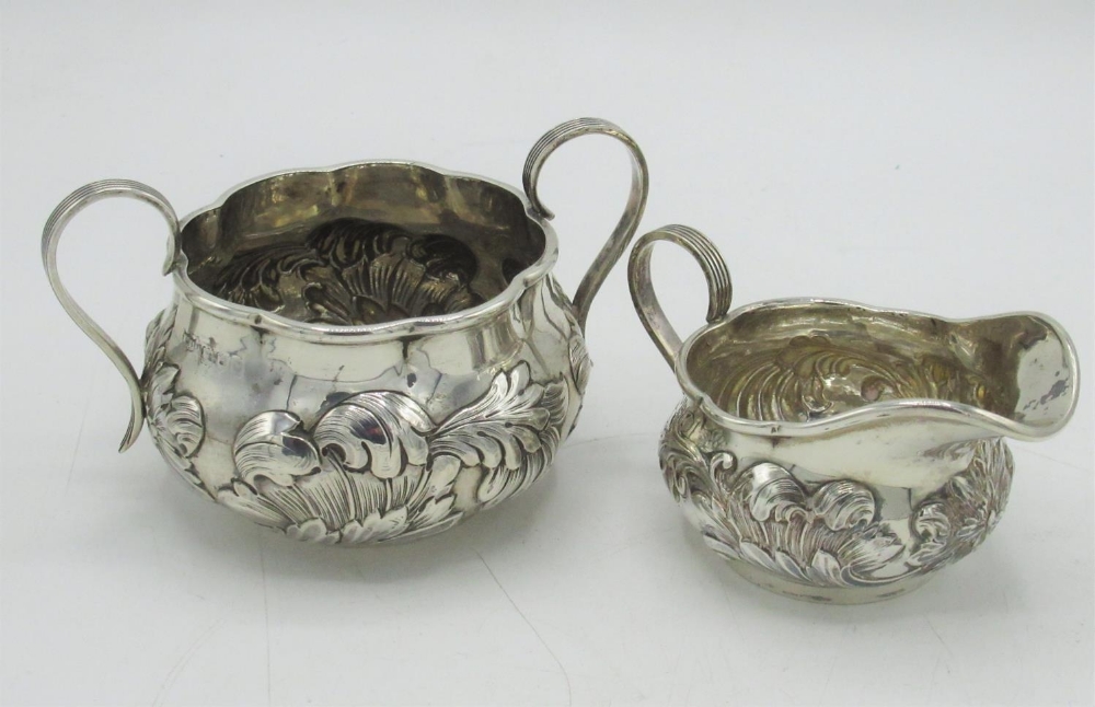 Victorian hallmarked sterling silver two handled sugar bowl repousse decorated with acanthus
