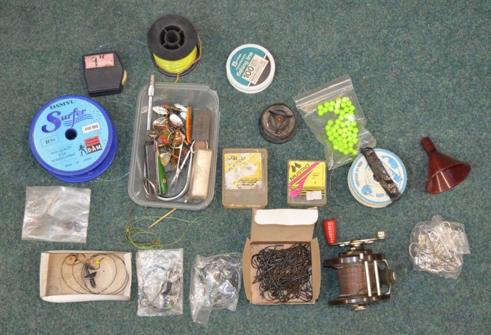 Collection of fishing equipment (mostly sea) including line, large hooks, lures, a random spool, a - Image 2 of 6