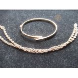 9ct yellow gold rope chain necklace with spring ring clasp stamped 9ct, L42cm, and a 9ct yellow gold