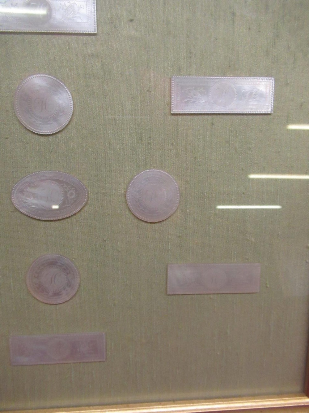 Framed mother of pearl engraved card counters (11) - Image 3 of 3