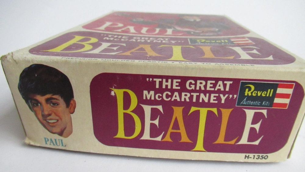 Owain Wyn Evans Collection - Unbuilt vintage Revell model kit of Paul McCartney from 1964, all parts - Image 2 of 3