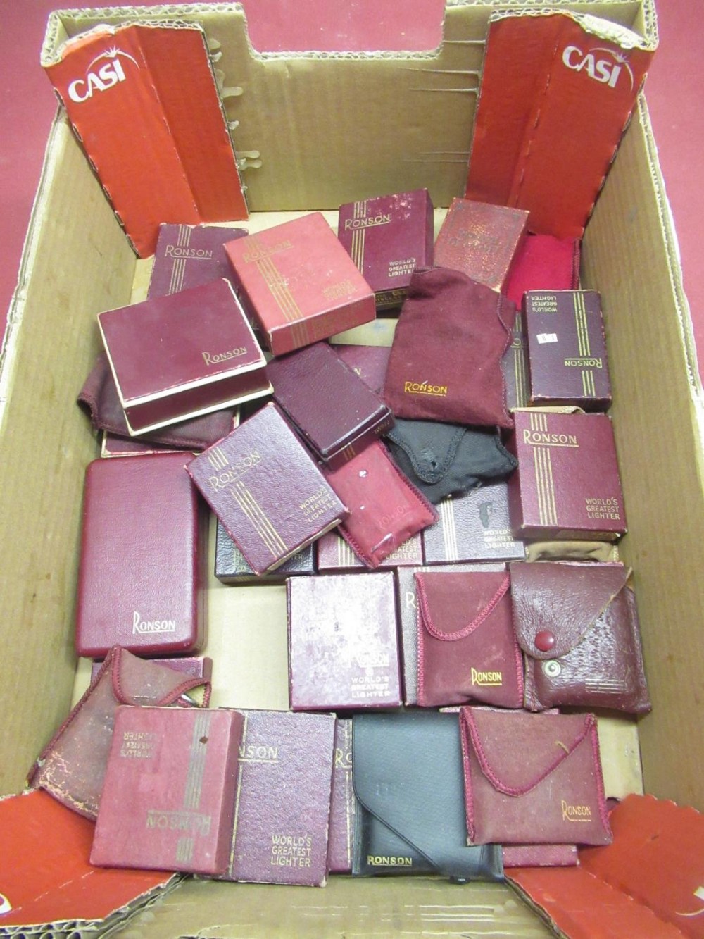 Collection of boxed Ronson Whirlwind, Delight, etc (39)