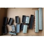 Collection of fourteen tin plate 00 gauge rolling stock incl. Dublo passenger carriage M4183 x 2,
