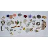 Owain Wyn Evans Collection - Collection various costume jewellery including brooches, hat pins,