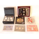 Collection of UK coin date sets to include 2008 proof, 2008 BUNC, 2006 BUNC, 1948 coin set, 1966