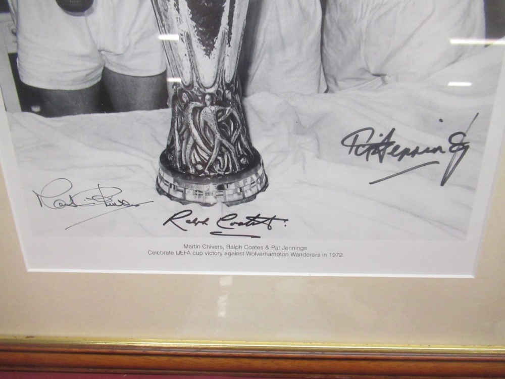 1972 UEFA Cup Winners Signed Limited Edition Print- Martin Chivers, Ralph Coats and Pat Jennings - Image 2 of 3
