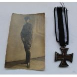 1914 Iron Cross with photograph of young German soldier