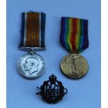 Victory medal, War medal 1914-1918, RFC cap badge awarded to Lt E. J. C. Kirby RAF