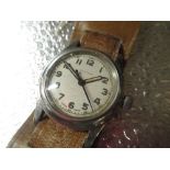1940's Rolex/Tudor Oyster hand wound sports wristwatch, champagne Arabic dial with centre seconds