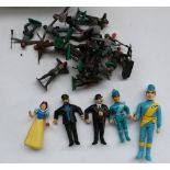 Collection of various puppet incl. Thunderbirds, Captain Scarlet and Tin-Tin, large collection of