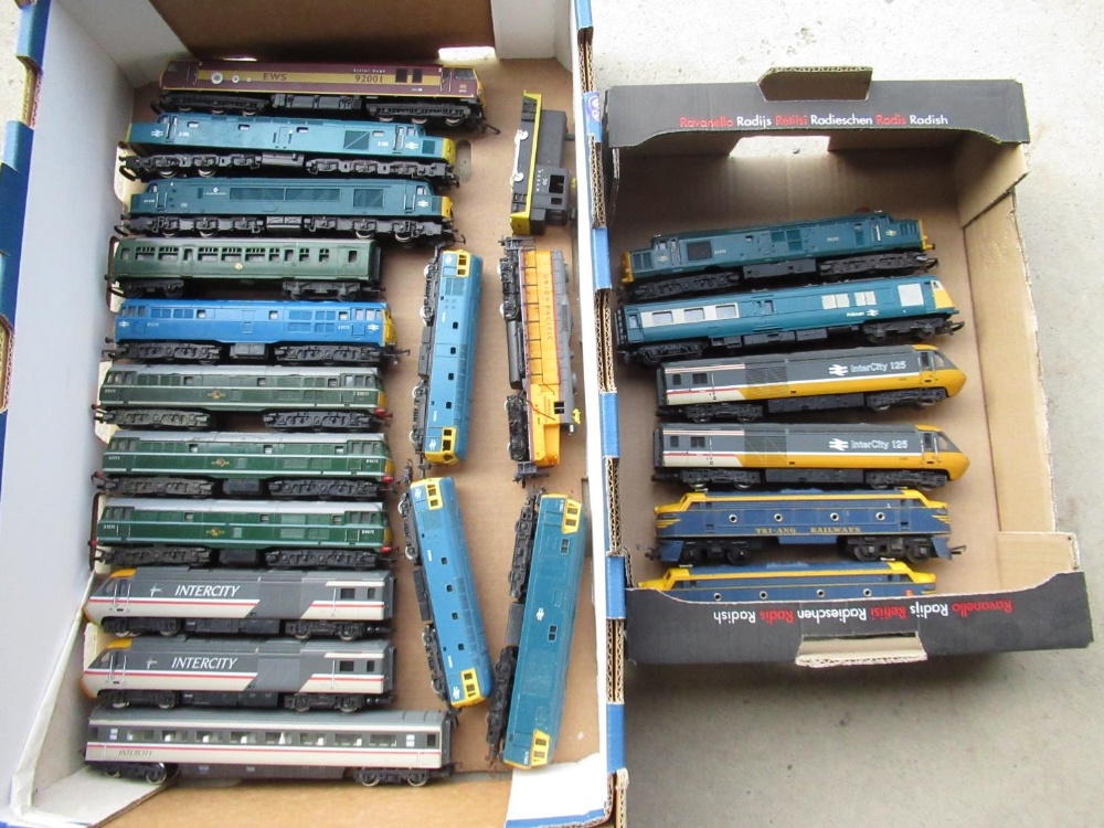 Collection of Hornby and other OO gauge unboxed Diesel locos, approx 21, (2 boxes)