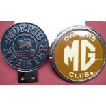 Vintage MG Owner's Club bar badge, dark red version D10cm, Morris Register cast bar badge, D8cm (2)