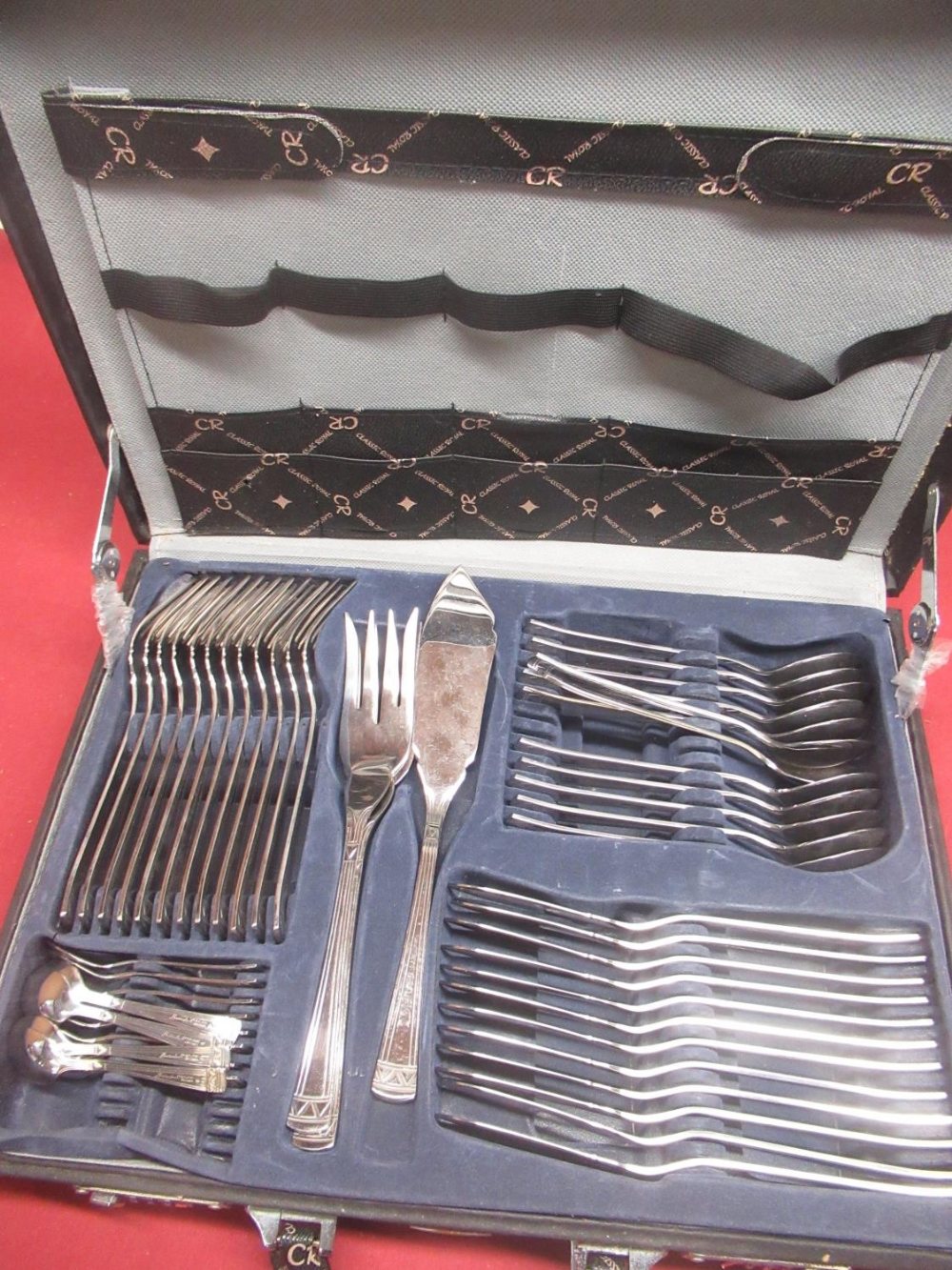Classic Royal briefcase canteen of Breitenbach Edelstahl Solingen cutlery, with combination lock, (