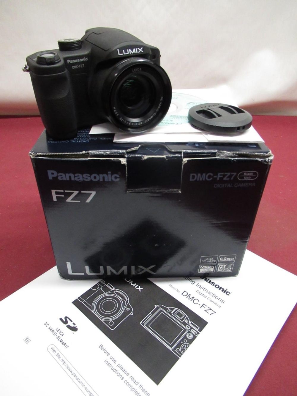 Panasonic FZ7 digital camera with Leica lens, boxed with instructions