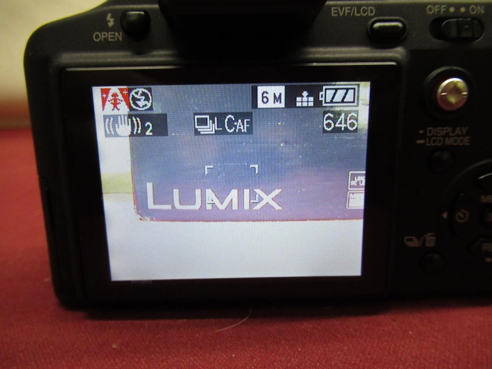 Panasonic FZ7 digital camera with Leica lens, boxed with instructions - Bild 4 aus 5