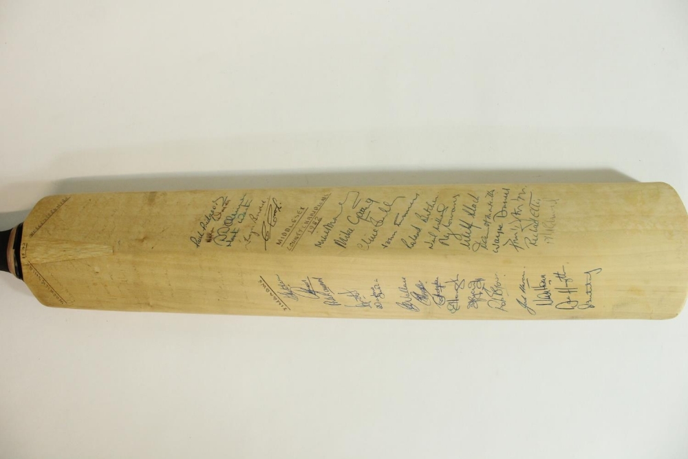 Collection of c1980s signed cricket bats, incl. Sri Lanka and Australia 1981, single bat with - Image 2 of 14