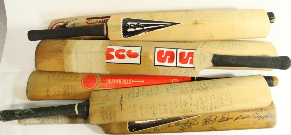 Collection of c1980s signed cricket bats, incl. Sri Lanka and Australia 1981, single bat with