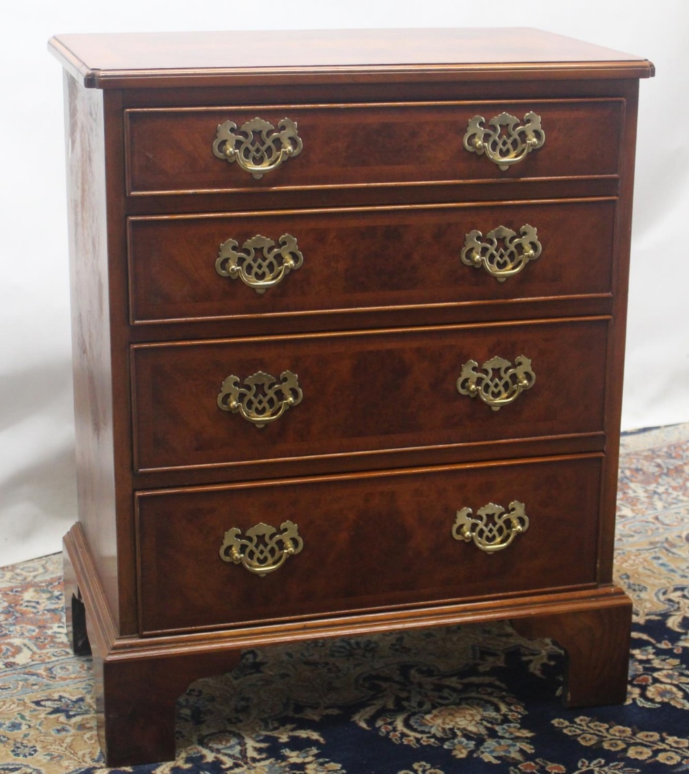 Small Ian Smith Queen Anne style walnut chest, burr top and four graduated cockbeaded drawers on